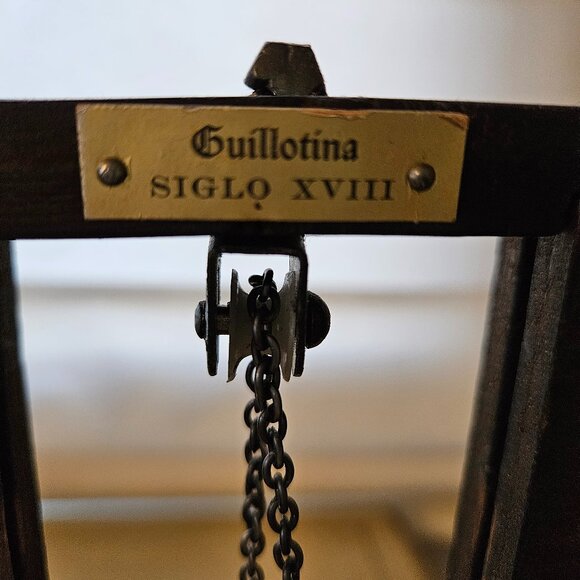 MUST SELL! Guillotine Cigar Cutter - Picture 6 of 8